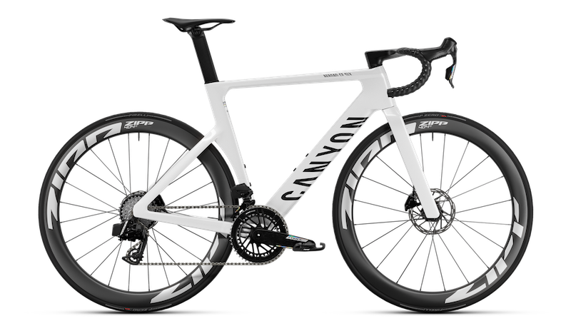 2027 エアロードCF SLX 8 AXS 79万9000円『メタリックアシッド』と