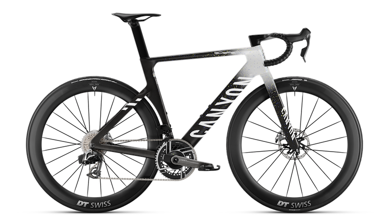 【京都引取限定】JAVA Auriga Aero 24速 エアロロード 美品 エアロードCFR AXS 134万9000円 カラーは写真の『モビスターチーム』と