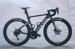 GAVIA FONDO 1 700×32C TLR：快適性と汎用性の高い32mm幅タイヤを採用
