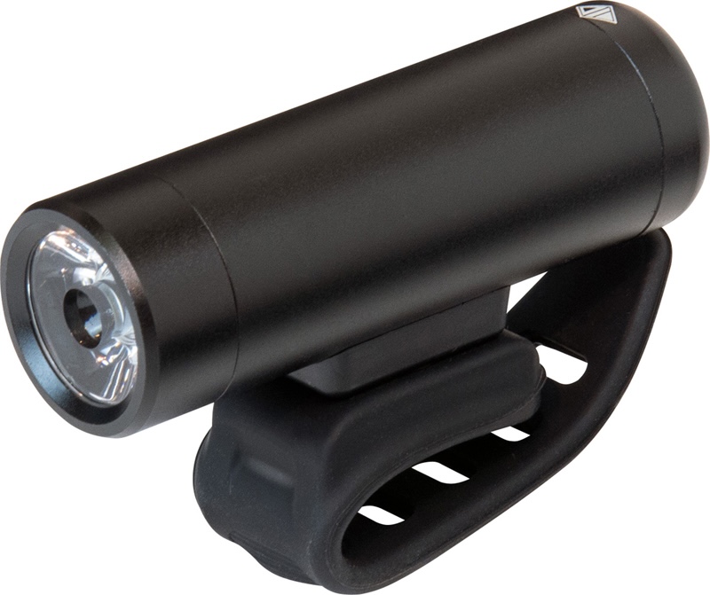 400ルーメンで3080円 アデプトの新型自転車ライト「CYL400」登場