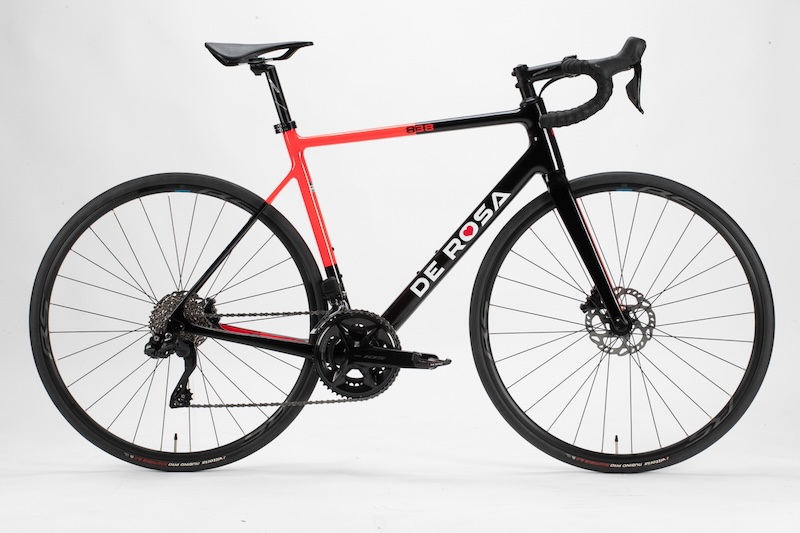 DE ROSA 838 ロードバイク Shimano 105 DE ROSA 838 SHIMANO 105 Di2仕様完成車 Black Red Glossy｜サイクル