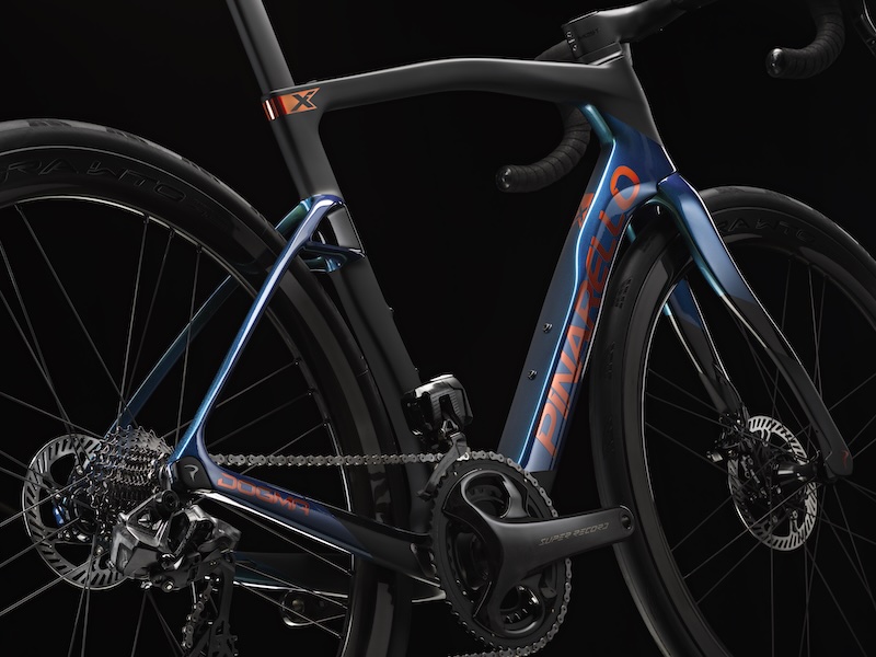 ピナレロが新型ドグマ Xを発表！ 速さと快適性を追求した第2世代へ