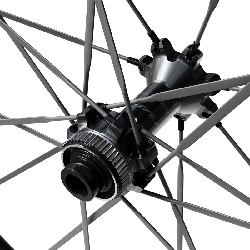 シマノの新型デュラエースホイール登場 初のカーボンスポーク採用、C50