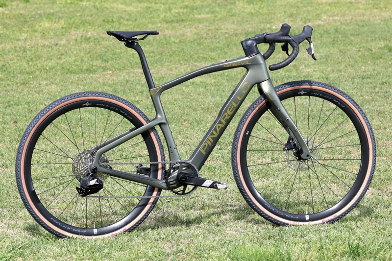 最新グラベルバイクインプレッション】ピナレロ・グレヴィルF3