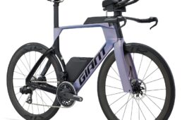 ジャイアントのトライアスロン／TTバイク「トリニティ」2027モデル発表