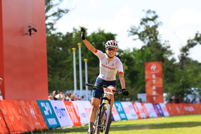 マウンテンバイク女子XCで川口うらら4位、石田唯5位 愛知・名古屋2026